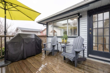 Hot Tub / Spa Photo of 976 Habgood Street, White Rock, BC