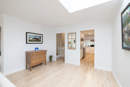 Kitchen Island Photo of 976 Habgood Street, White Rock, BC