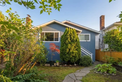 3172 E 2nd Avenue, Vancouver, BC, Vancouver — Single Family Residence for sale