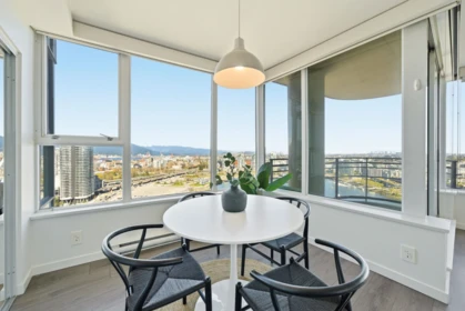 Breakfast Nook Photo of 3302 33 Smithe Street, Vancouver, BC