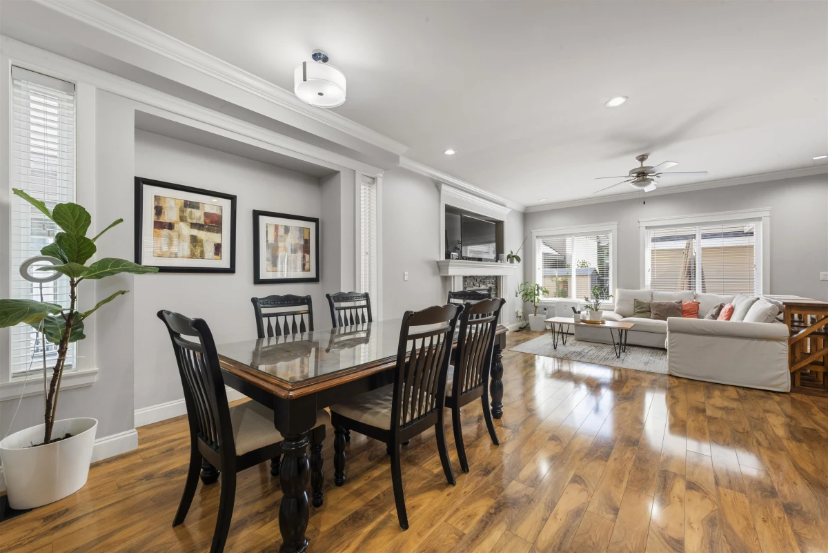 Family Room Photo of 15032 60 Avenue, Surrey, BC