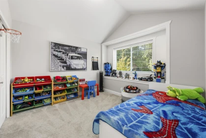 Basement Recreation Room Photo of 15032 60 Avenue, Surrey, BC