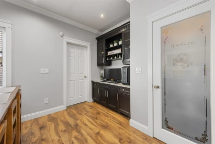 Breakfast Nook Photo of 15032 60 Avenue, Surrey, BC