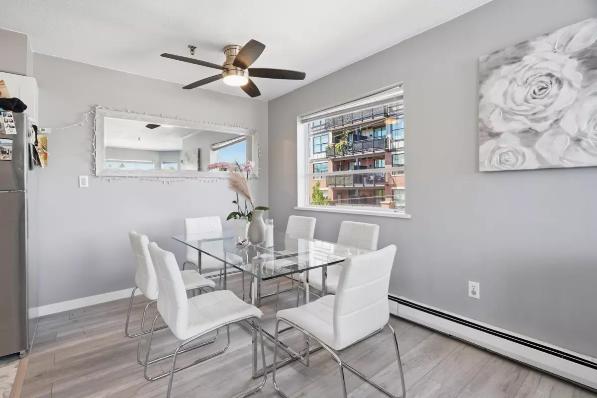Family Room Photo of 331 22661 Lougheed Highway, Maple Ridge, BC