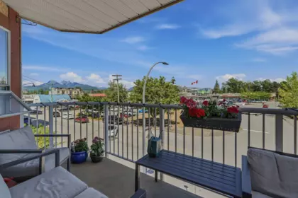 Basement Recreation Room Photo of 331 22661 Lougheed Highway, Maple Ridge, BC