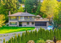 880 Jefferson Avenue, West Vancouver, BC