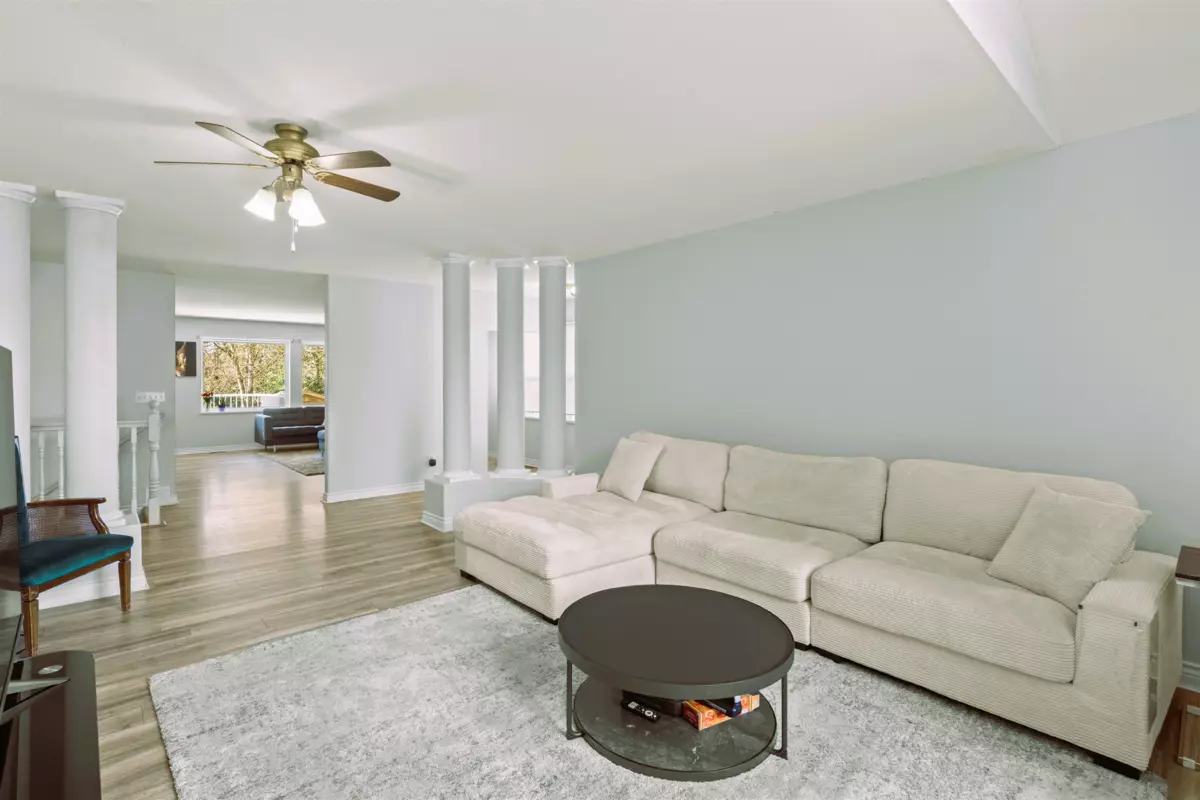 Family Room Photo of 9067 Trattle Street, Langley, BC