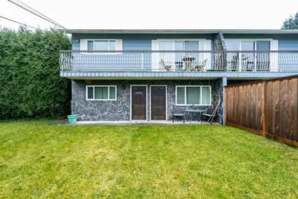 1835 King George Boulevard, Surrey, BC, Surrey — Half Duplex for sale