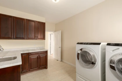 Powder Room Photo of 1989 W 52nd Avenue, Vancouver, BC