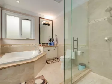 Basement Recreation Room Photo of 13975 28 Avenue, Surrey, BC