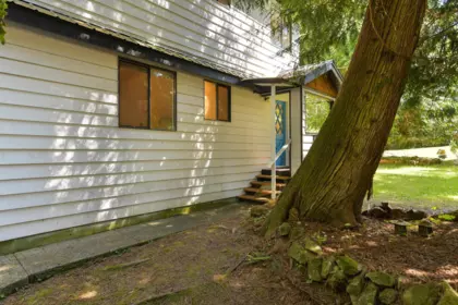 Guest Bathroom Photo of 177 Spinnaker Drive, Mayne Island, BC