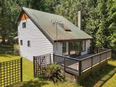 177 Spinnaker Drive, Mayne Island, BC, Mayne Island — Single Family Residence for sale