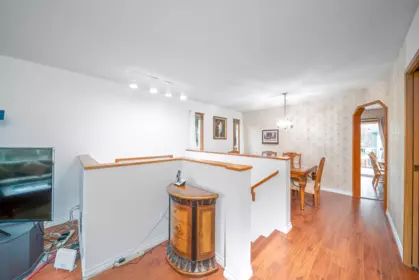 Hallway Photo of 14932 98a Avenue, Surrey, BC