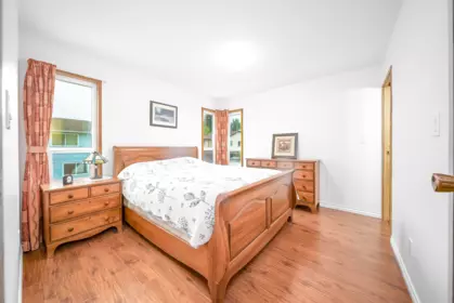 Hot Tub / Spa Photo of 14932 98a Avenue, Surrey, BC