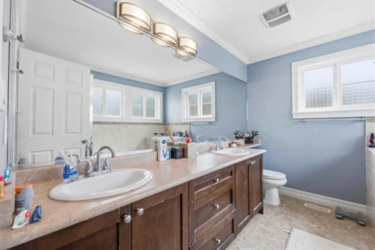 Hot Tub / Spa Photo of 4 3495 147a Street, Surrey, BC