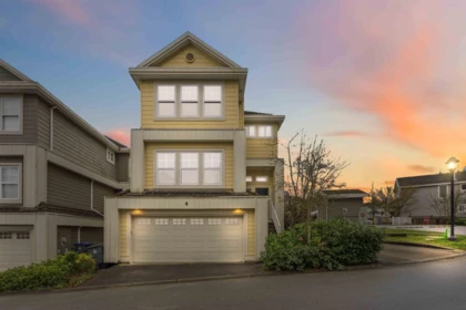 4 3495 147a Street, Surrey, BC, Surrey — Single Family Residence for sale