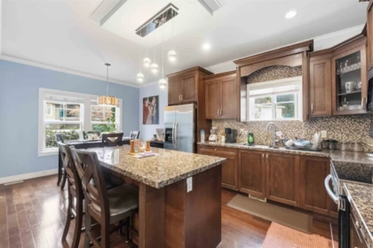 Loft / Bonus Room Photo of 4 3495 147a Street, Surrey, BC