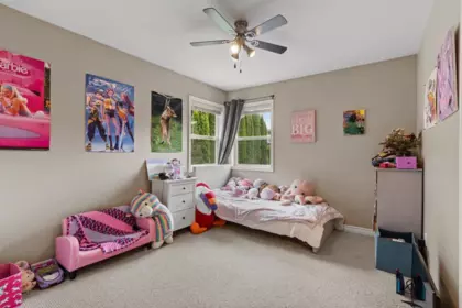 Hallway Photo of 46035 Sherwood Drive, Chilliwack, BC