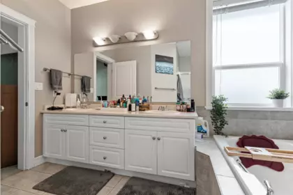 Powder Room Photo of 46035 Sherwood Drive, Chilliwack, BC