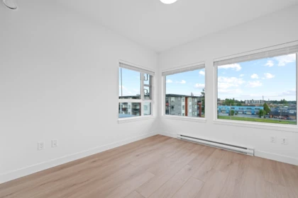 Hallway Photo of 410 22562 121 Avenue, Maple Ridge, BC