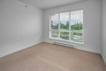 Laundry Room Photo of 406 15735 Croydon Drive, Surrey, BC