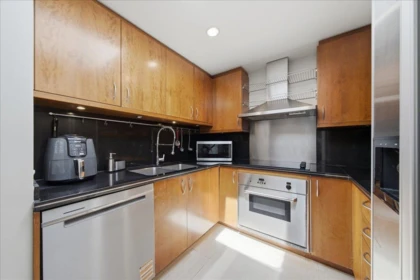 Guest Bathroom Photo of 406 2130 W 12th Avenue, Vancouver, BC