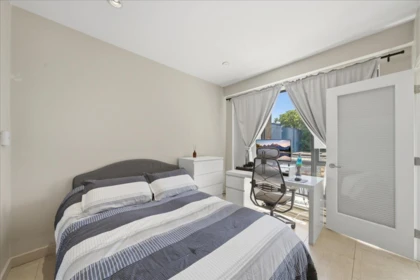 Hallway Photo of 406 2130 W 12th Avenue, Vancouver, BC