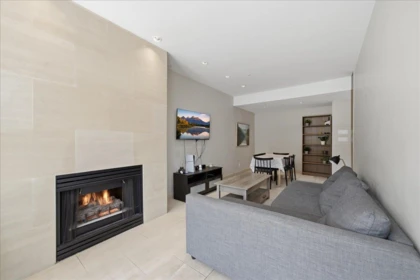 Kitchen Photo of 406 2130 W 12th Avenue, Vancouver, BC