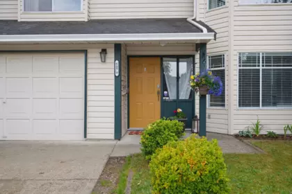 6079 173a Street, Surrey, BC, Surrey — Single Family Residence for sale