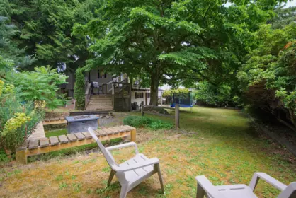 Garden / Landscaping Photo of 6079 173a Street, Surrey, BC