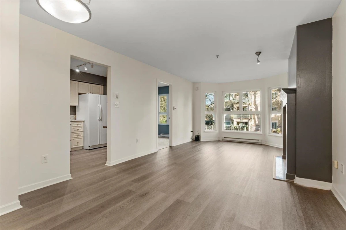 Family Room Photo of 207 2253 Welcher Avenue, Port Coquitlam, BC