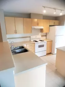 Kitchen Photo of 506 6659 Southoaks Crescent, Burnaby, BC