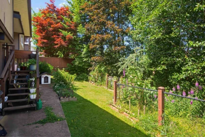 Hallway Photo of 3204 Mariner Way, Coquitlam, BC