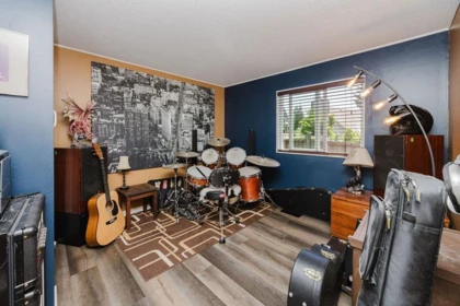 Garage Interior Photo of 788 Mountainview Drive, Gibsons, BC
