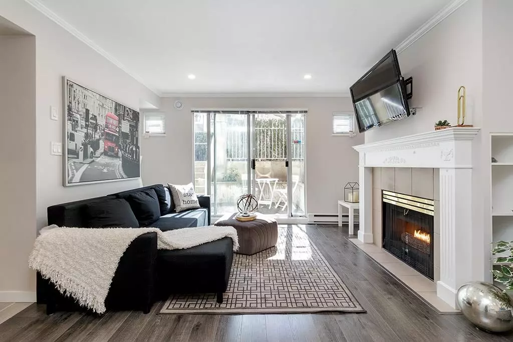 Dining Area Photo of 21 2885 E Kent Avenue North, Vancouver, BC