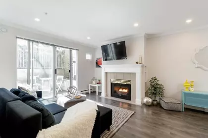 Breakfast Nook Photo of 21 2885 E Kent Avenue North, Vancouver, BC