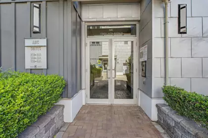 Hallway Photo of 252 15850 26 Avenue, Surrey, BC