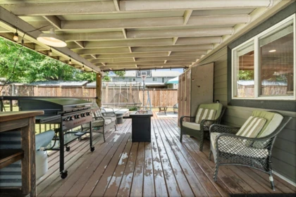 Hot Tub / Spa Photo of 7807 Grand Street, Mission, BC