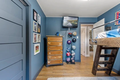 Mudroom Photo of 7807 Grand Street, Mission, BC
