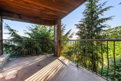 Swimming Pool Photo of 2732 2774 Lucern Crescent, Abbotsford, BC