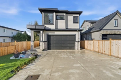 8233 114 Street, Delta, BC, Delta — Single Family Residence for sale