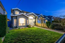 8438 14th Avenue, Burnaby, BC