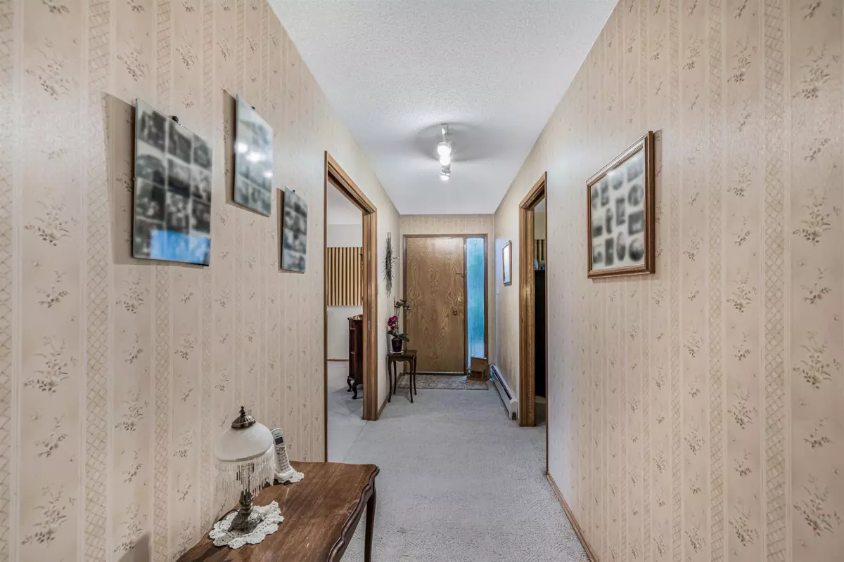 Family Room Photo of 31908 Old Yale Road, Abbotsford, BC