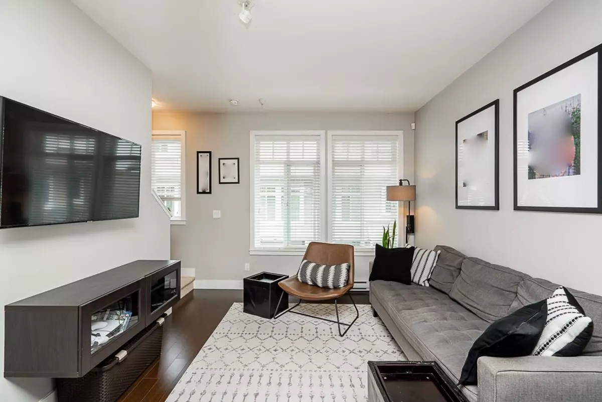 Dining Area Photo of 81 8250 209b Street, Langley, BC