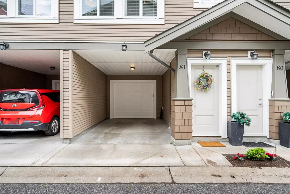 Family Room Photo of 81 8250 209b Street, Langley, BC