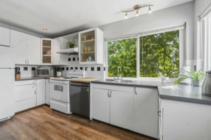 Kitchen Island Photo of 3676 Inverness Street, Port Coquitlam, BC