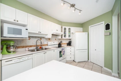 Primary Bedroom Photo of 206 2559 Parkview Lane, Port Coquitlam, BC