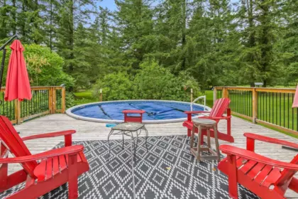 Swimming Pool Photo of 32955 Dewdney Trunk Road, Mission, BC