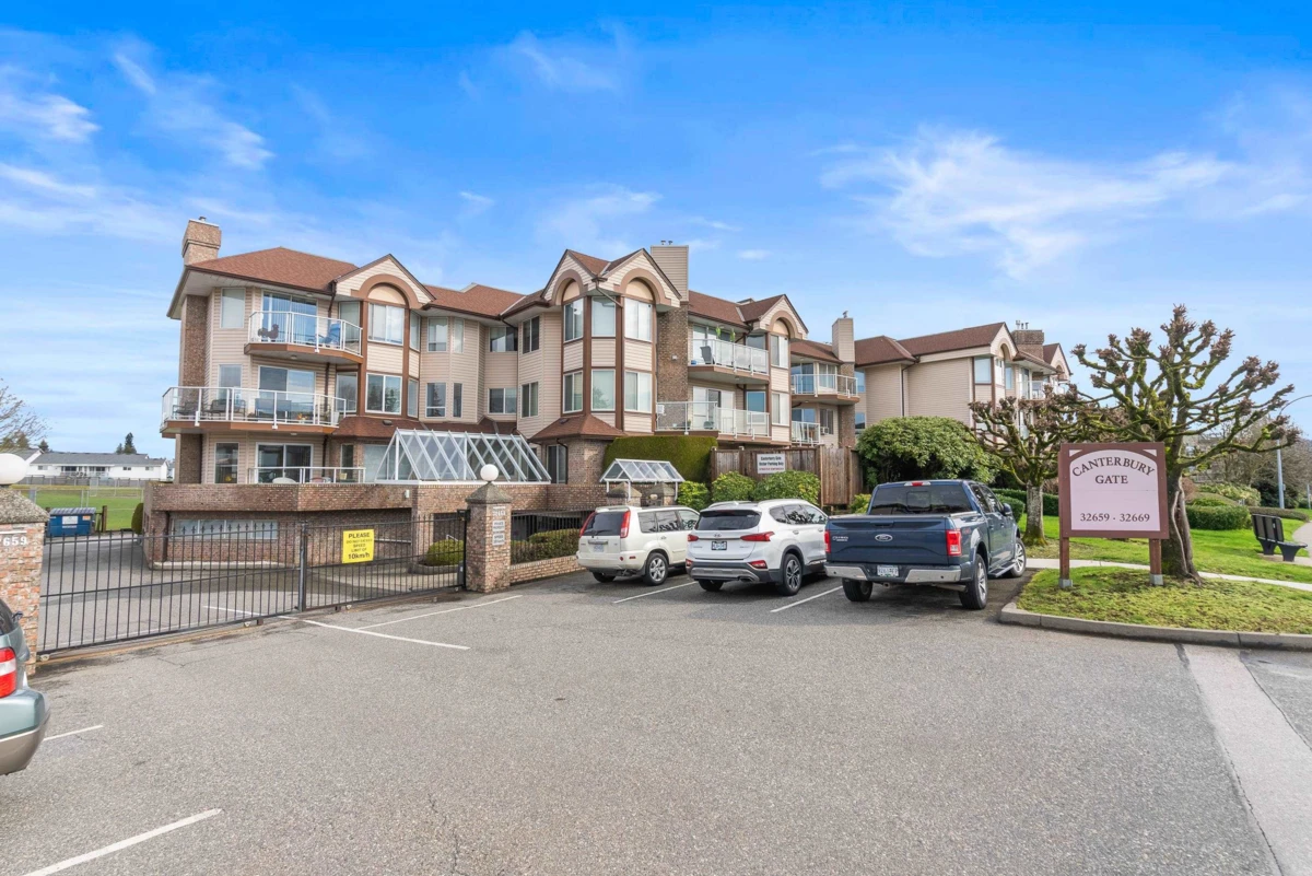 Exterior Rear Photo of 208 32669 George Ferguson Way, Abbotsford, BC