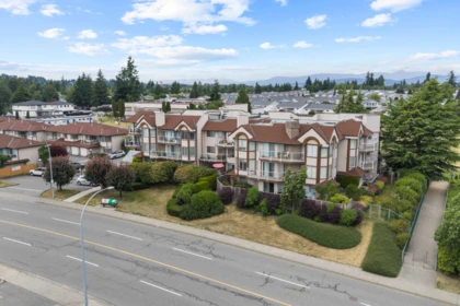 Hot Tub / Spa Photo of 208 32669 George Ferguson Way, Abbotsford, BC